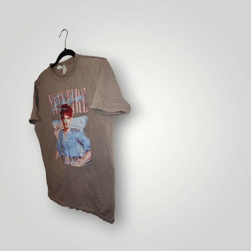 Reba Mcentire Graphic T-Shirts for Music Lovers M - Picture 7 of 11
